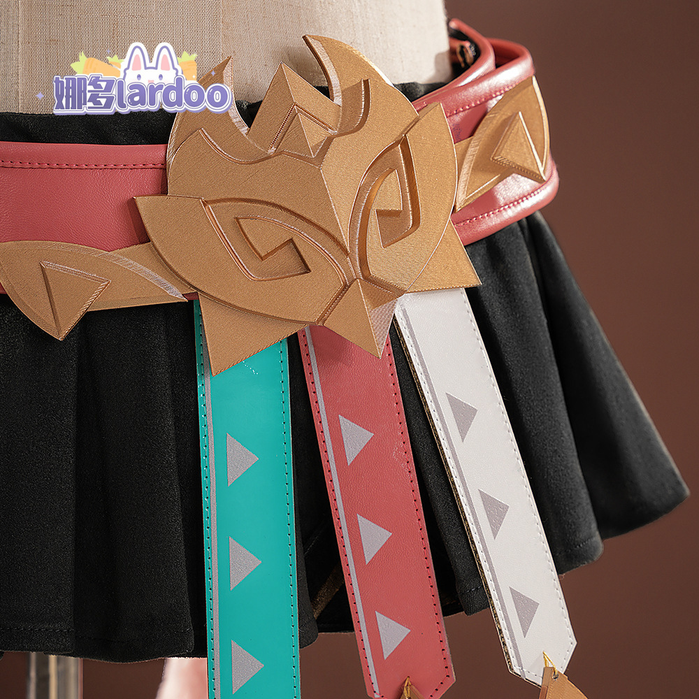 Party Games For Christmas - Kostium Cosplay Varesa z gry Genshin